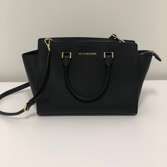 Black Michael Kors purse - Picture 1 of 8